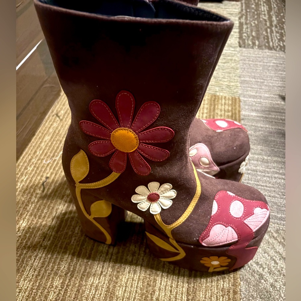Dolls kill mushroom boots 11